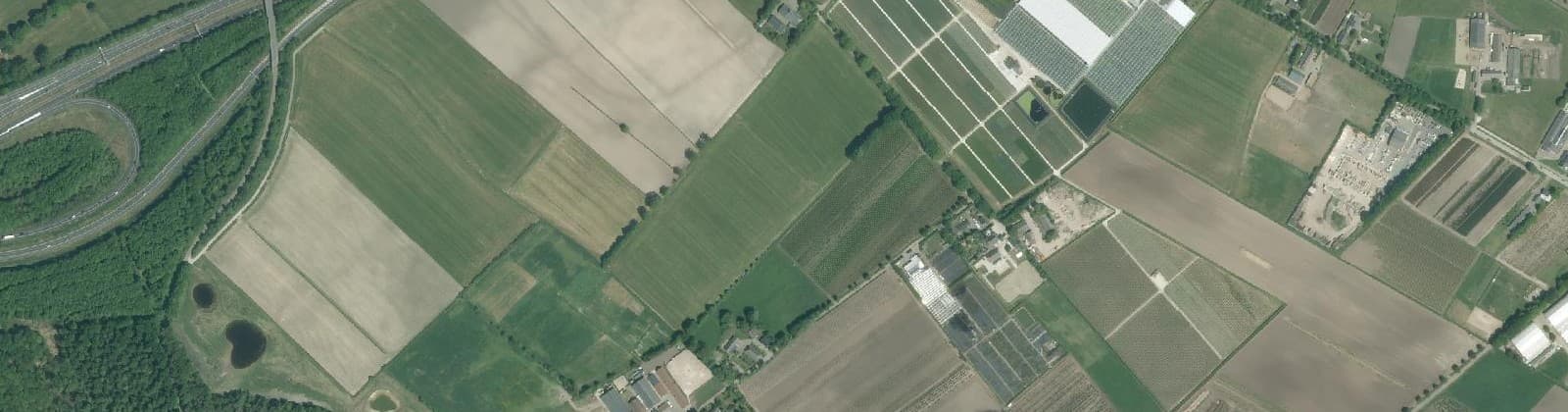 Luchtfoto van Bavel AC