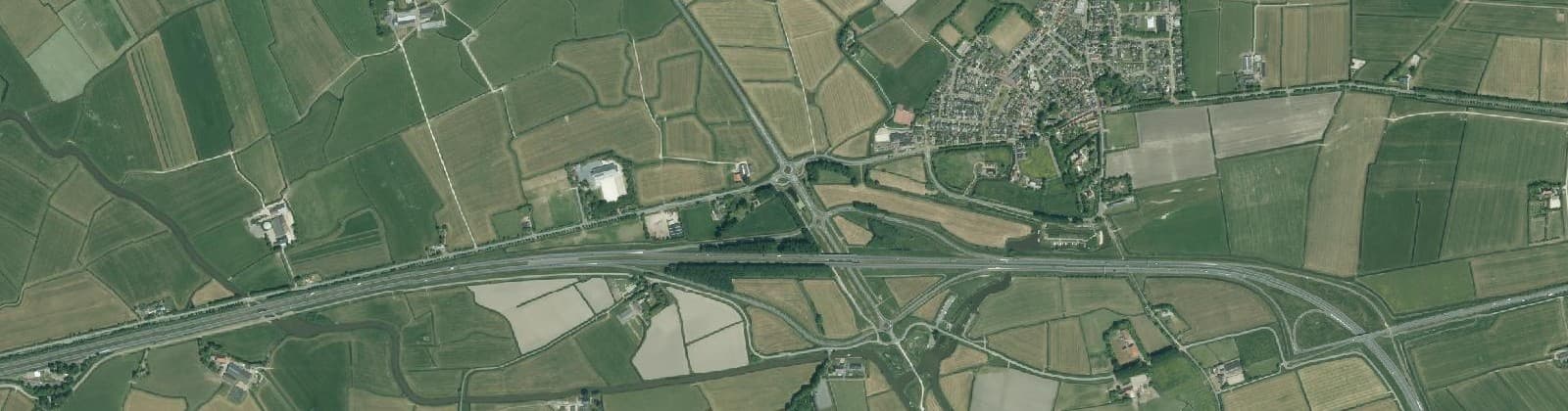 Luchtfoto van Marsum