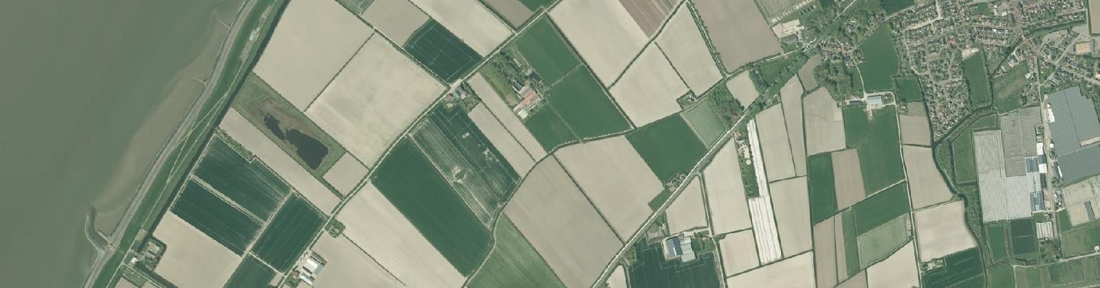 Luchtfoto van Pietersbierum
