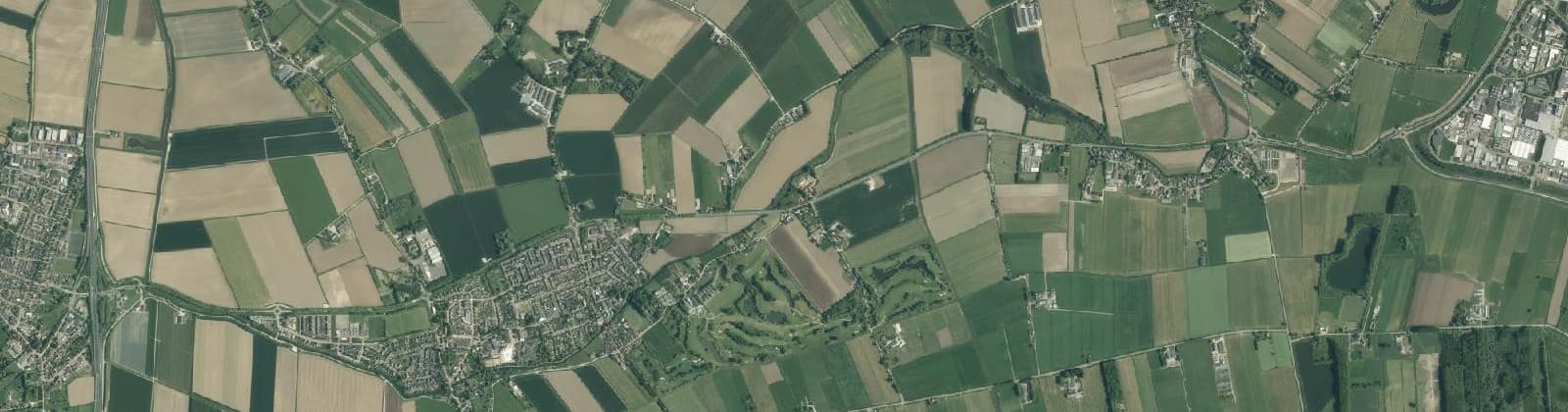 Luchtfoto van Almkerk
