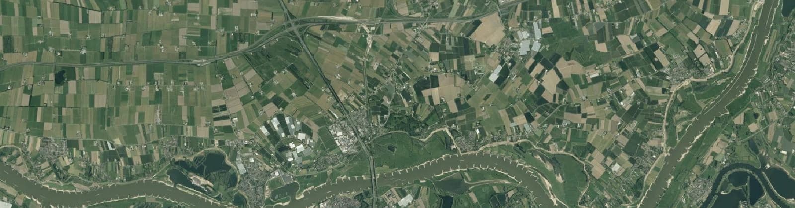 Luchtfoto van Waardenburg en Opijnen