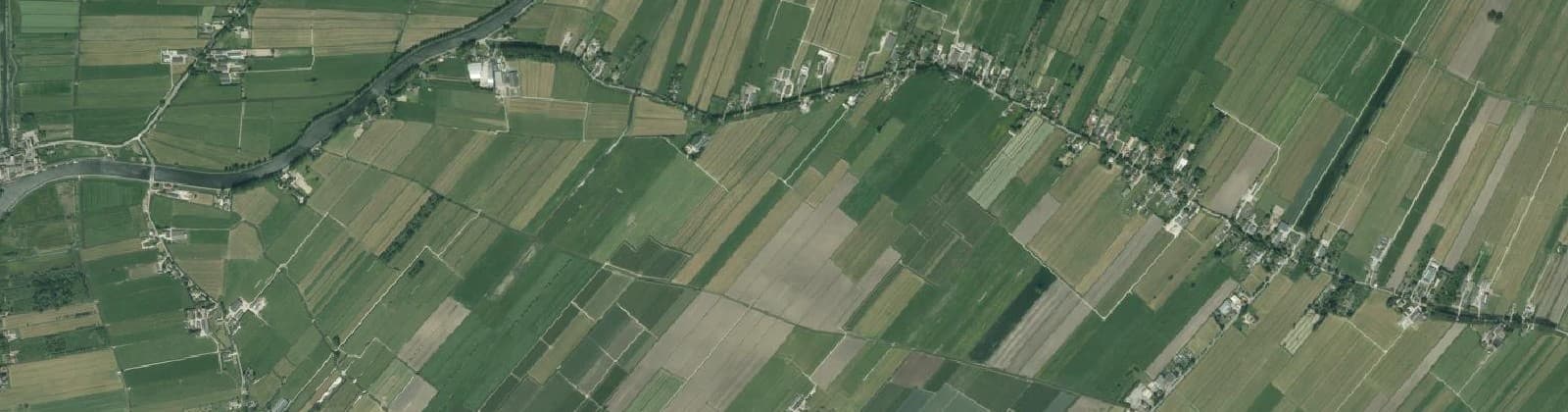 Luchtfoto van Leerbroek buitengebied