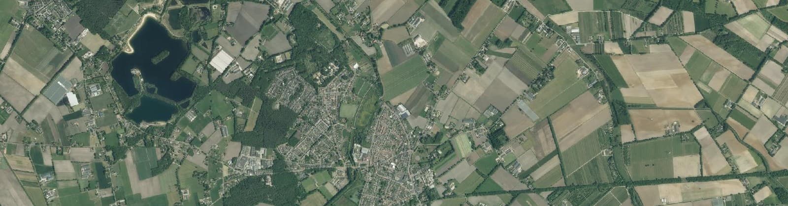 Luchtfoto van Mill